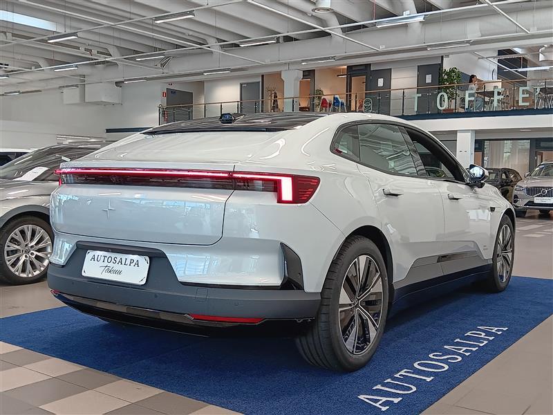 POLESTAR 4 2026