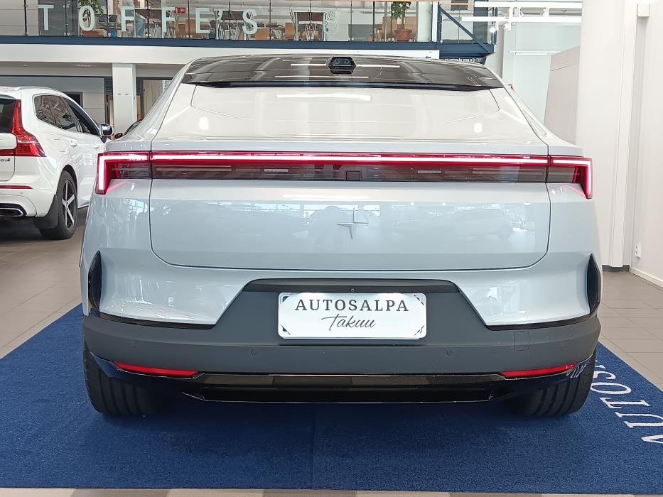 POLESTAR 4 2026