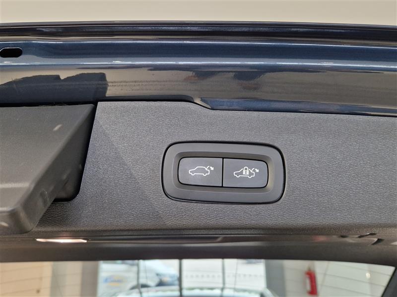 VOLVO V60 2022