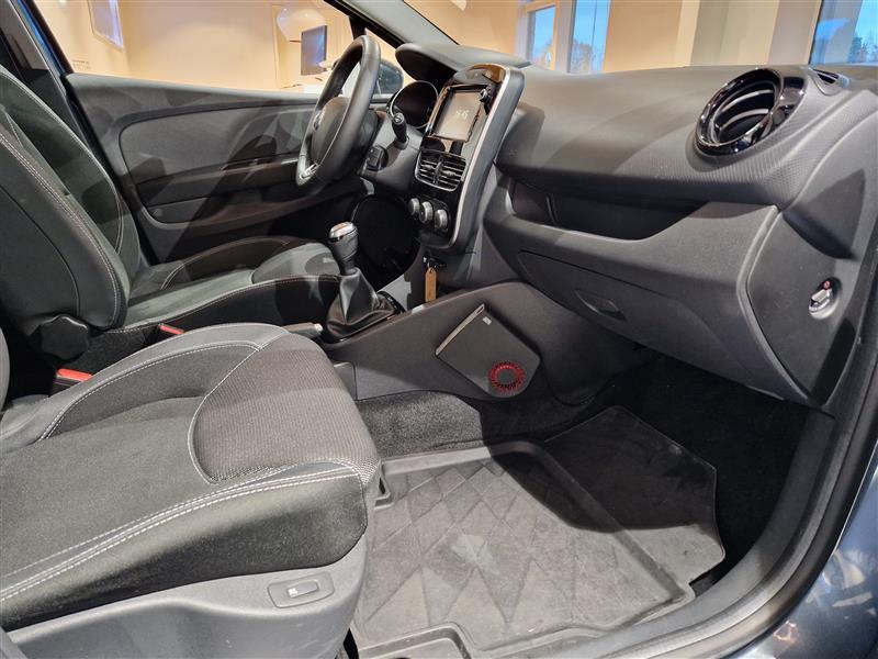 RENAULT Clio 2018