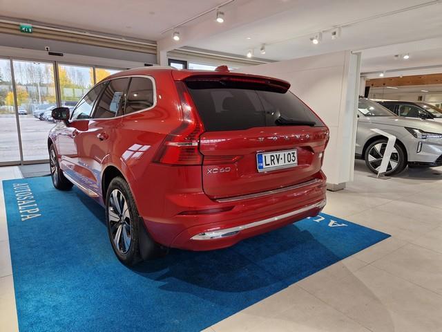 VOLVO XC60 2023