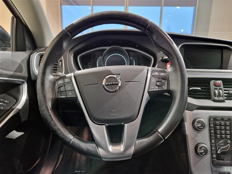 VOLVO V40 Cross Country 2017