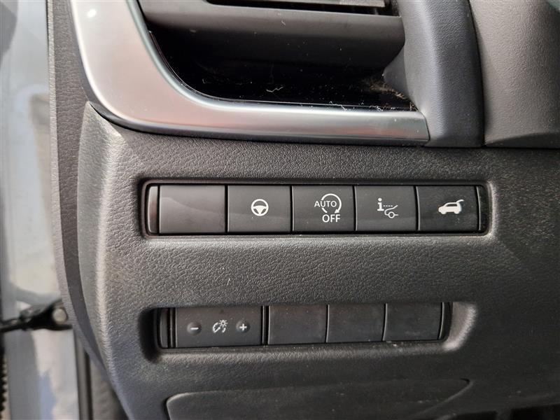 NISSAN Qashqai 2023