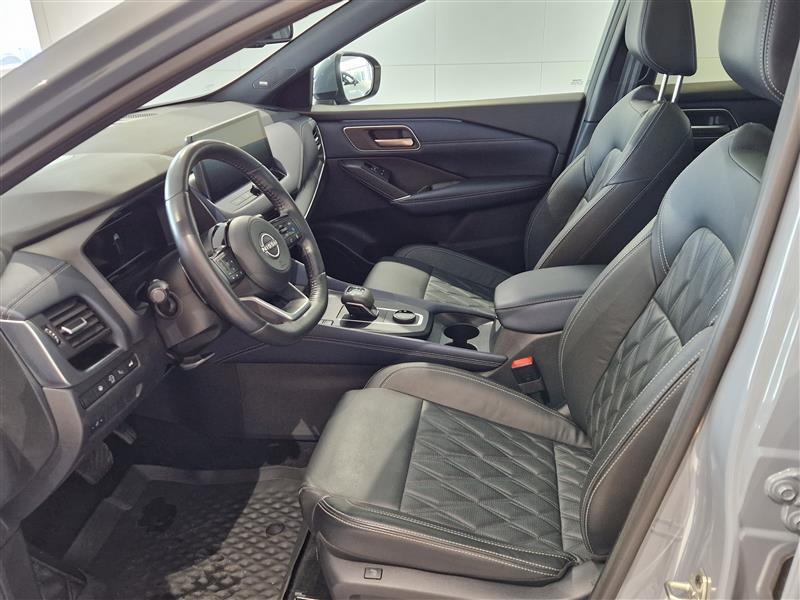 NISSAN Qashqai 2023