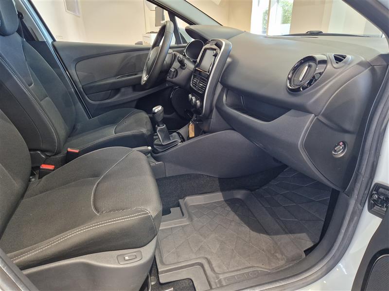 RENAULT Clio 2019
