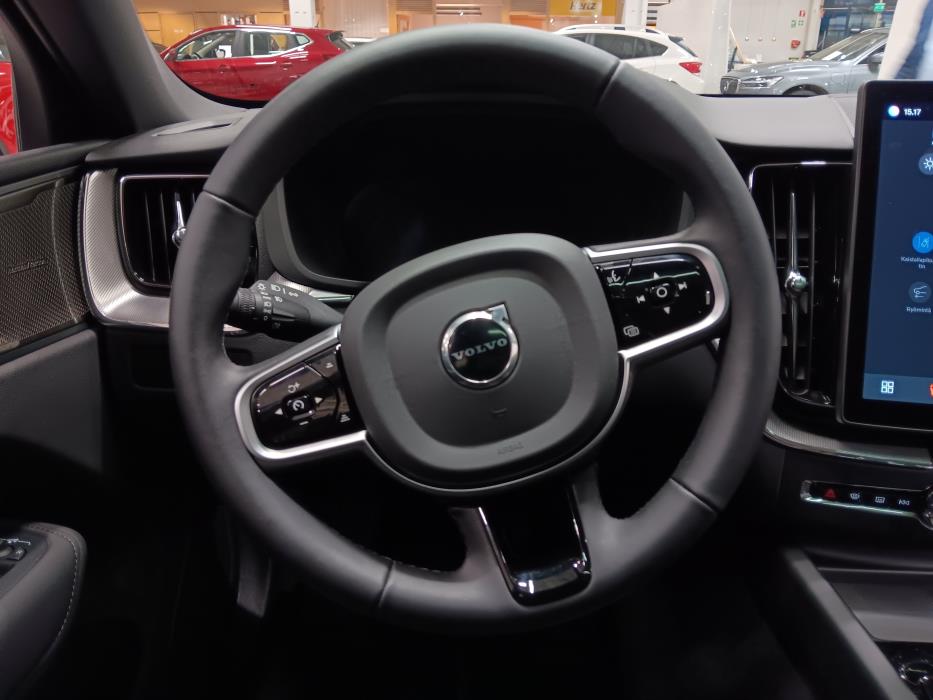 VOLVO XC60 2026