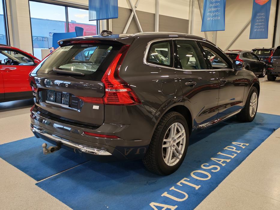 VOLVO XC60 2024