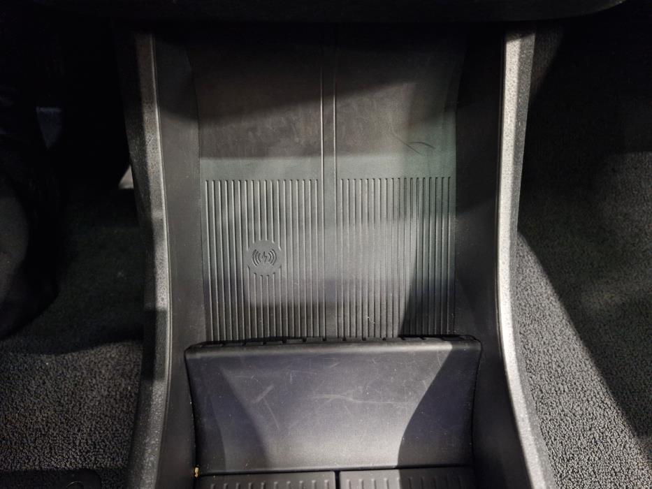 VOLVO EX30 2025