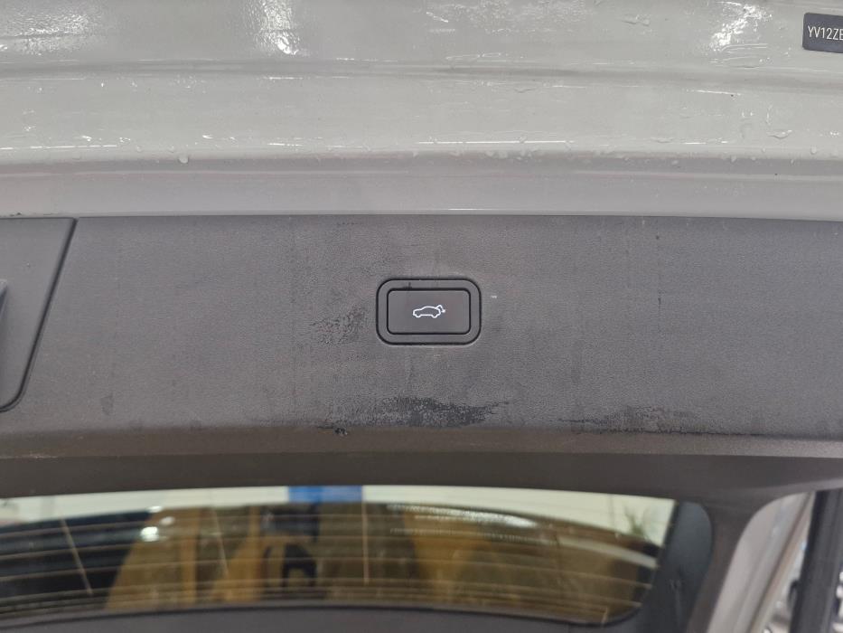 VOLVO EX30 2025