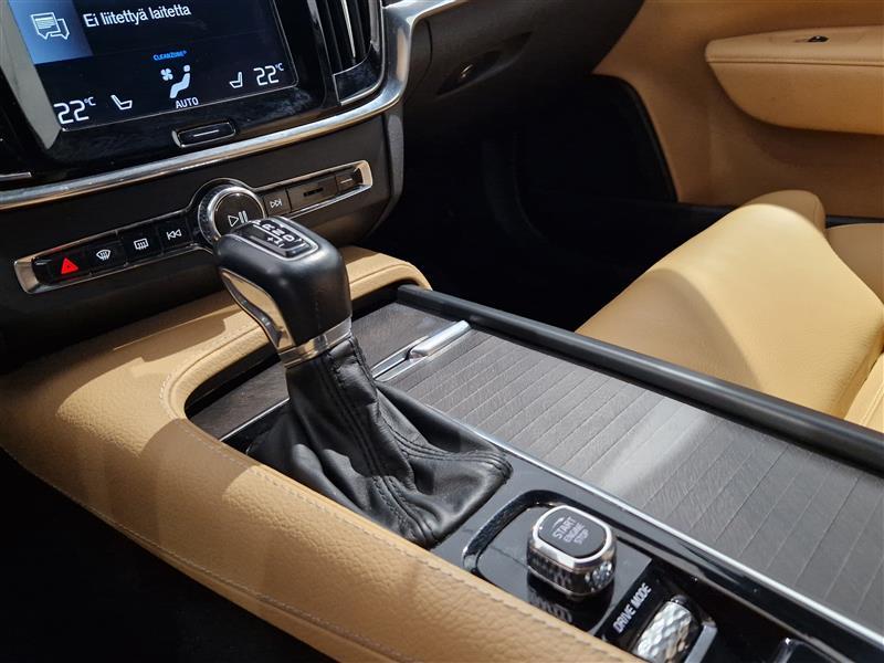 VOLVO V90 Cross Country 2018