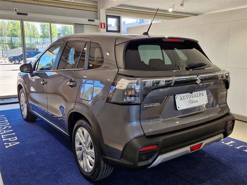SUZUKI S-Cross 2023