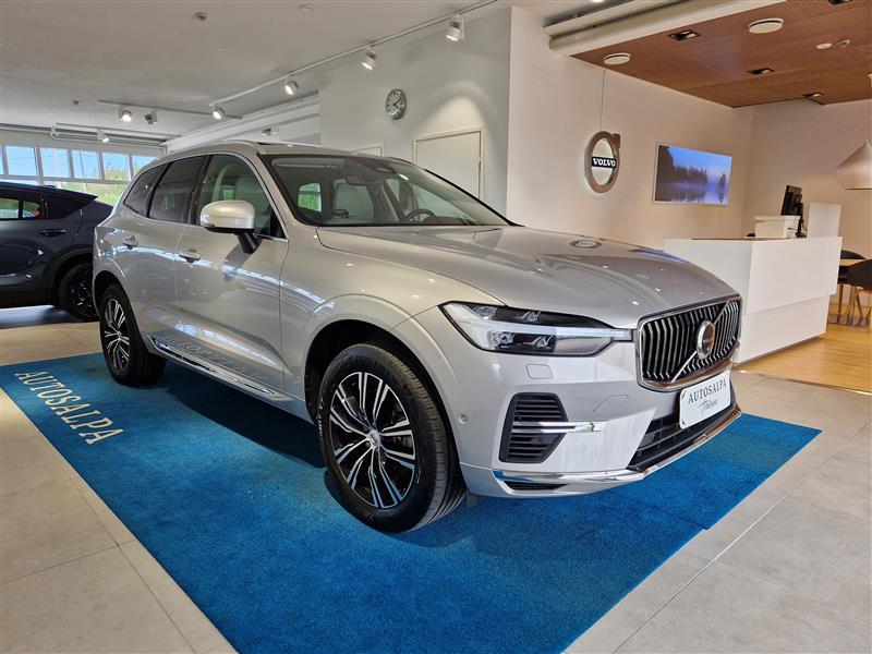 VOLVO XC60 2022