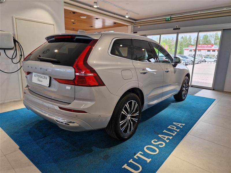 VOLVO XC60 2022