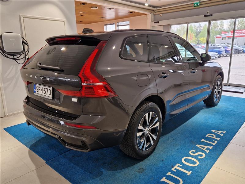 VOLVO XC60 2024