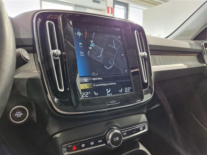 VOLVO XC40 2020