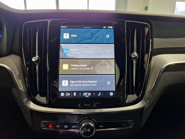 VOLVO V60 2025