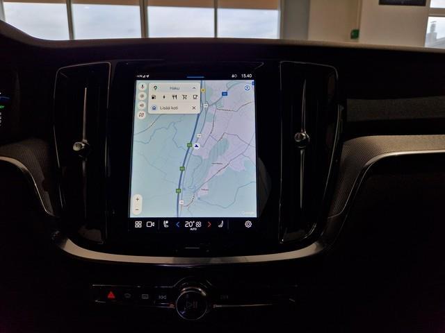 VOLVO V60 2025