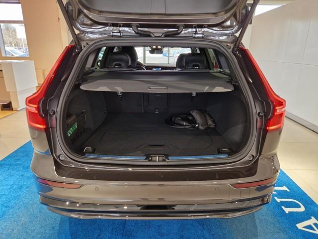 VOLVO V60 2025