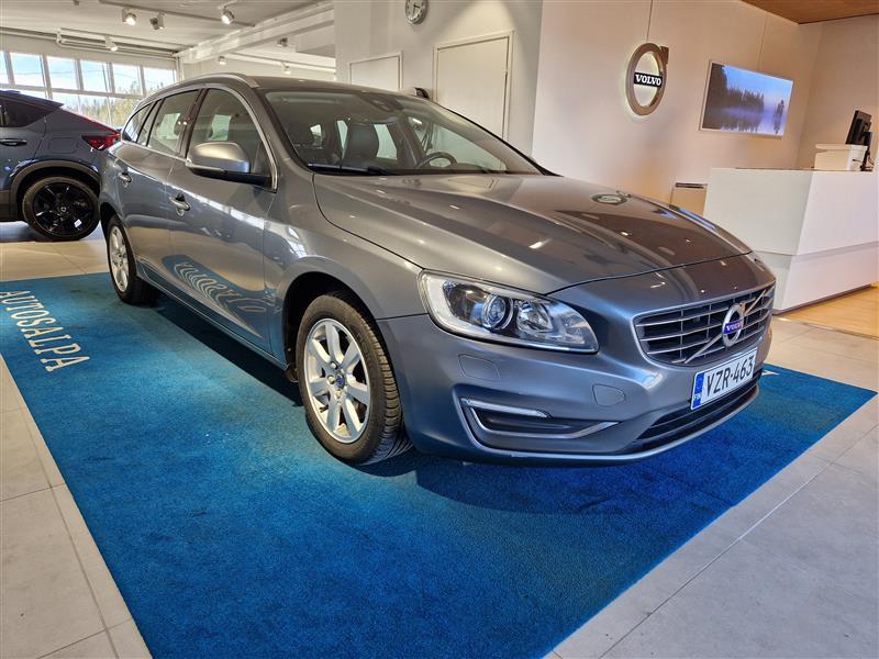 VOLVO V60 2017