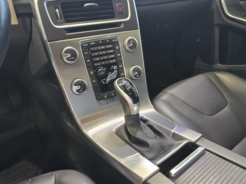 VOLVO S60 2017