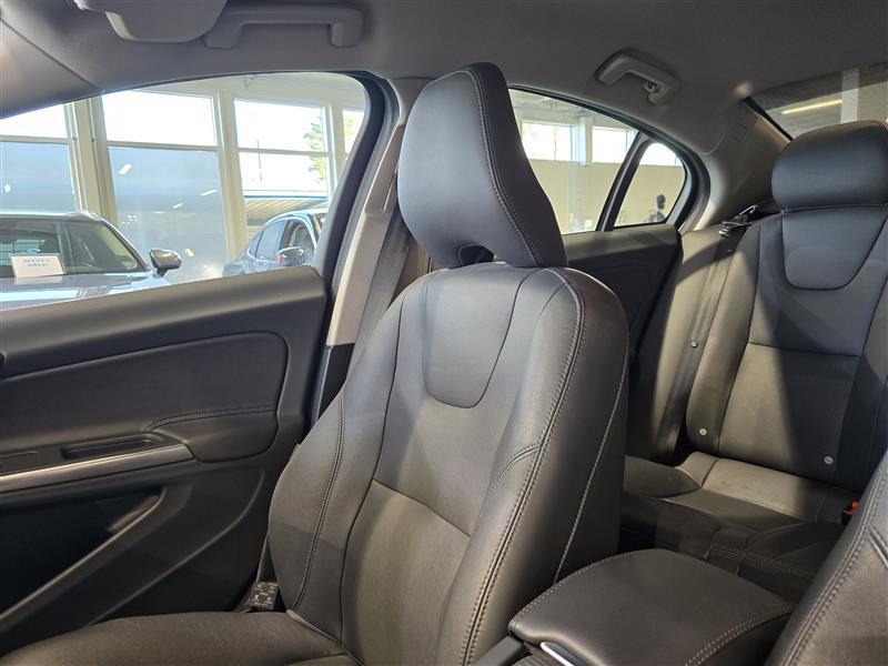 VOLVO S60 2017