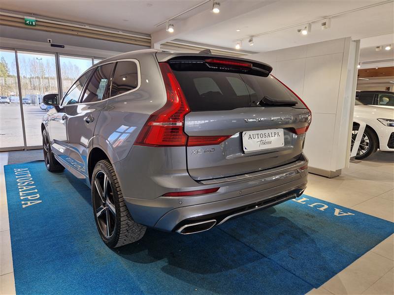 VOLVO XC60 2019