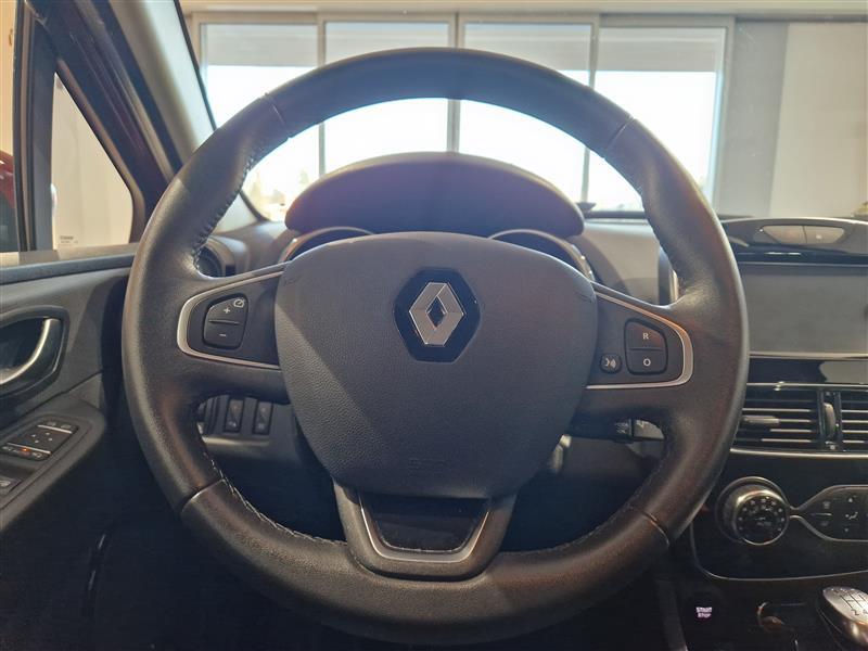 RENAULT Clio 2016