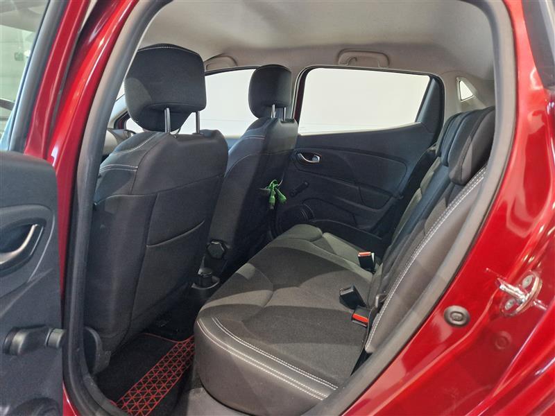 RENAULT Clio 2016