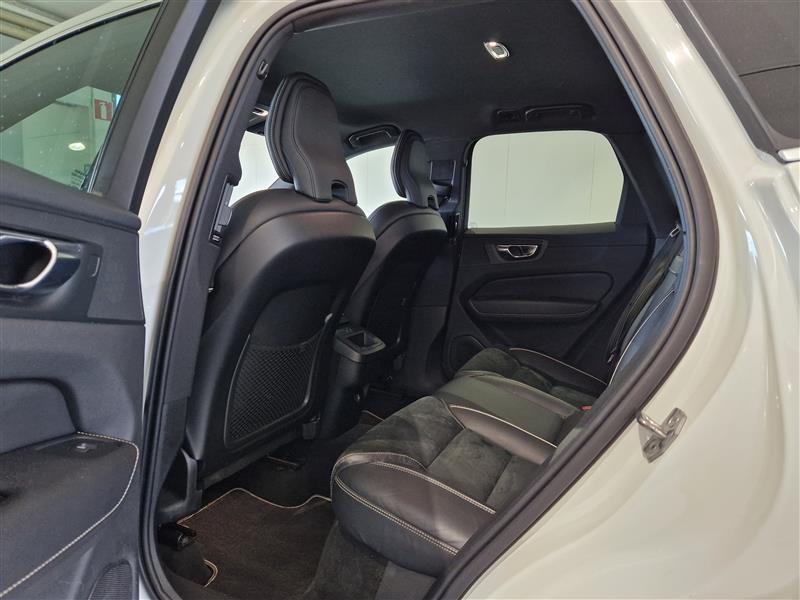 VOLVO XC60 2019