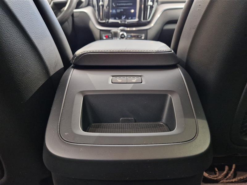 VOLVO XC60 2019