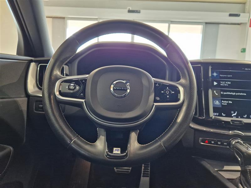 VOLVO XC60 2019