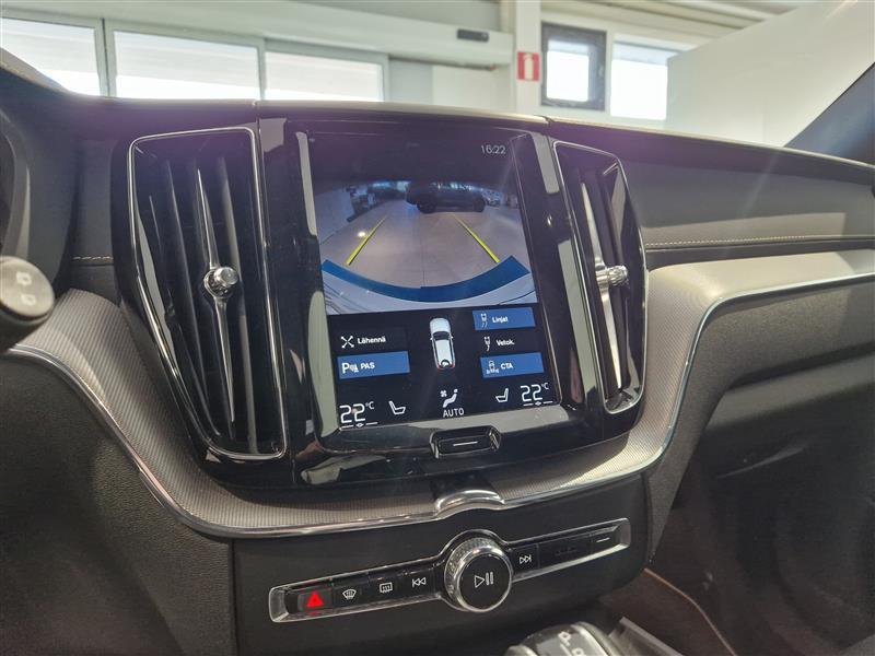 VOLVO XC60 2019