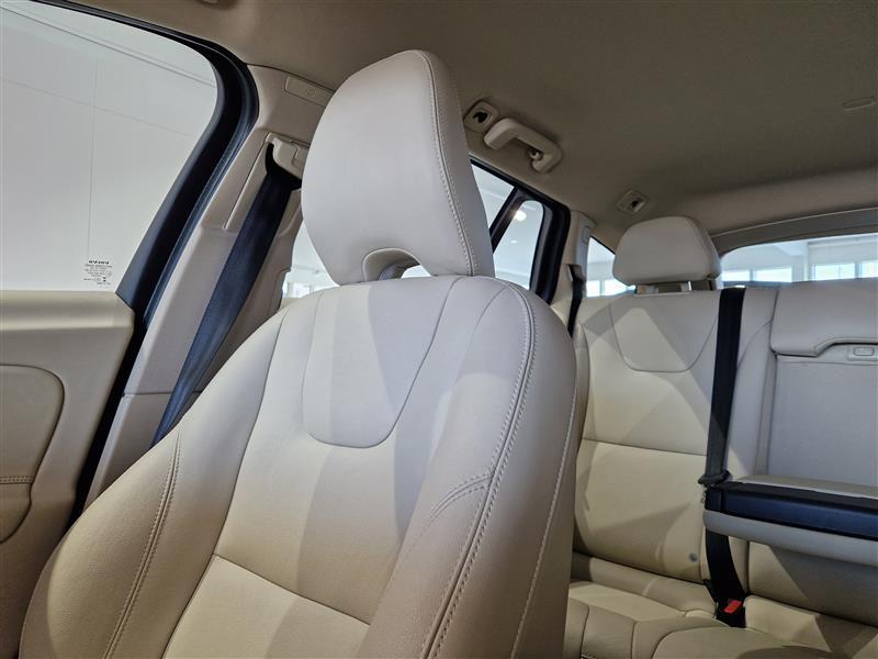 VOLVO V60 2017