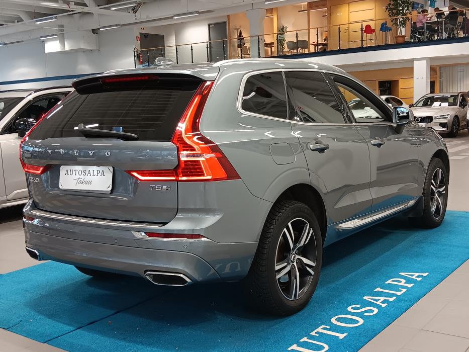 VOLVO XC60 2019