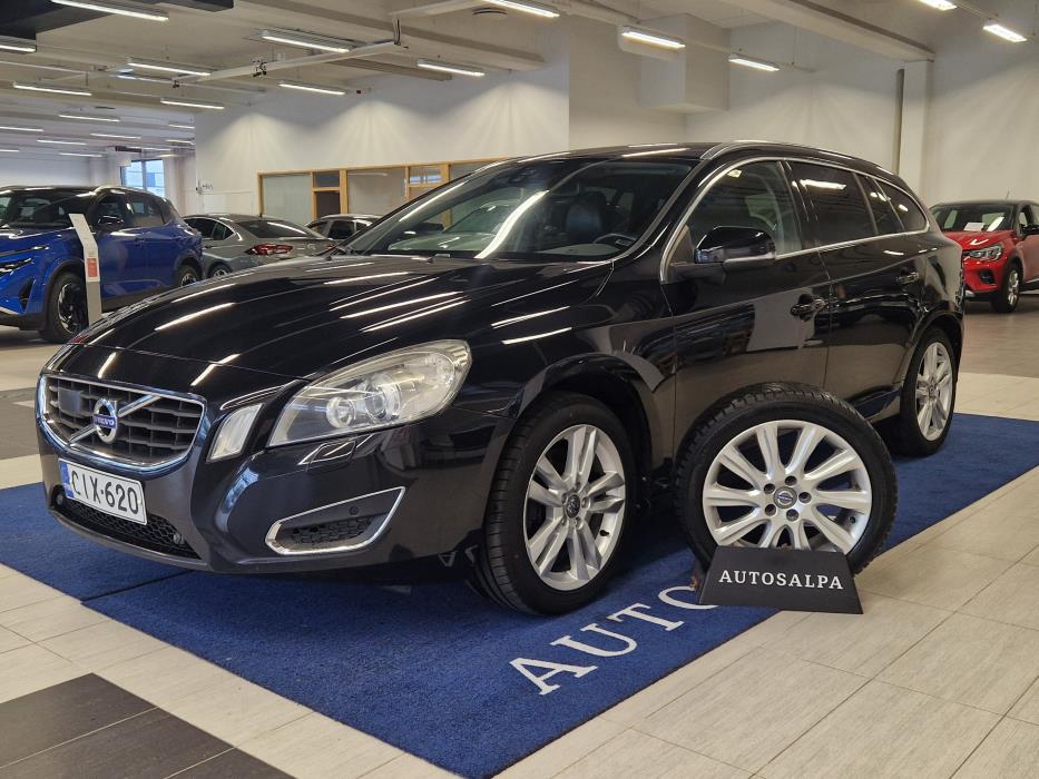 VOLVO V60 2013