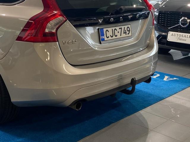VOLVO V60 2014
