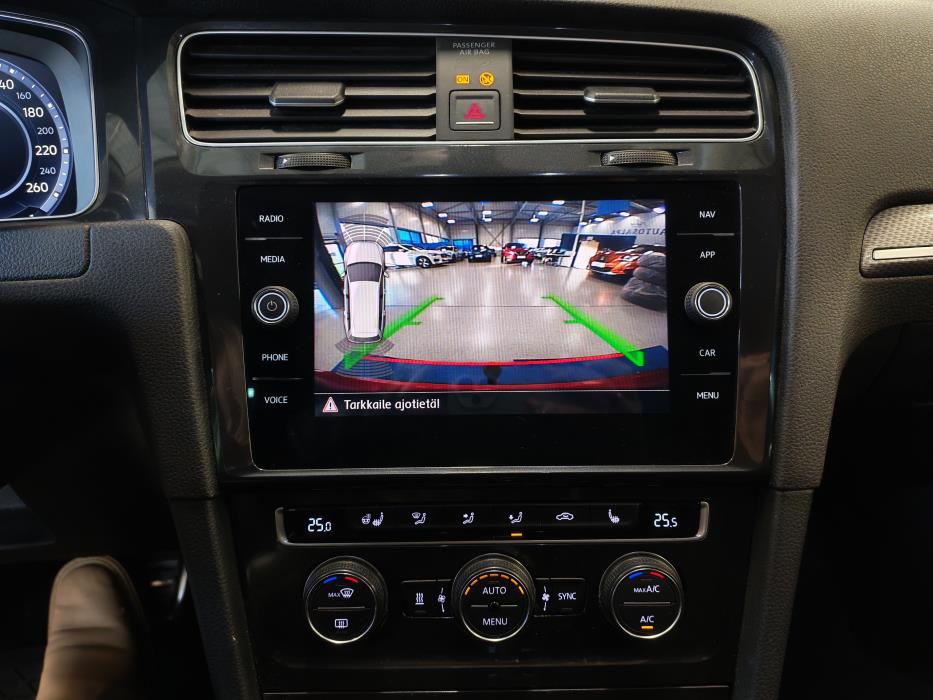 VOLKSWAGEN Golf 2017