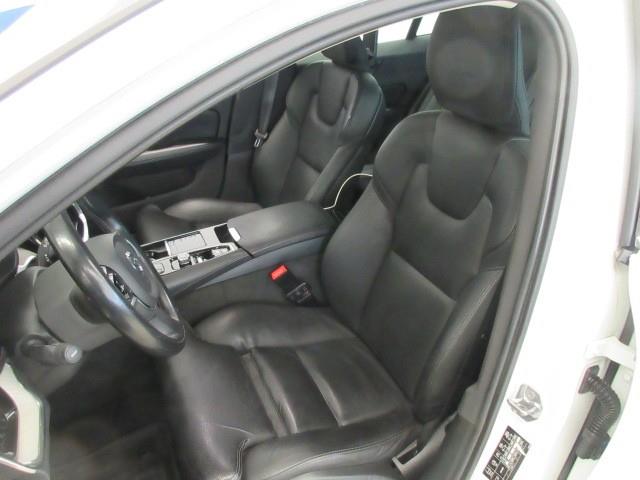 VOLVO V60 2019