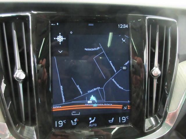 VOLVO V60 2019