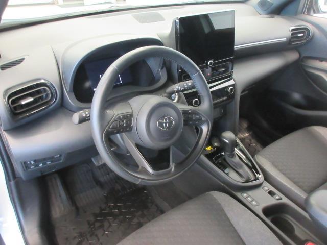 TOYOTA Yaris Cross 2024