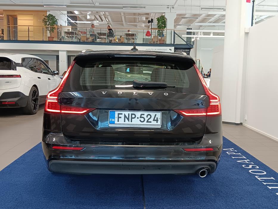 VOLVO V60 2019