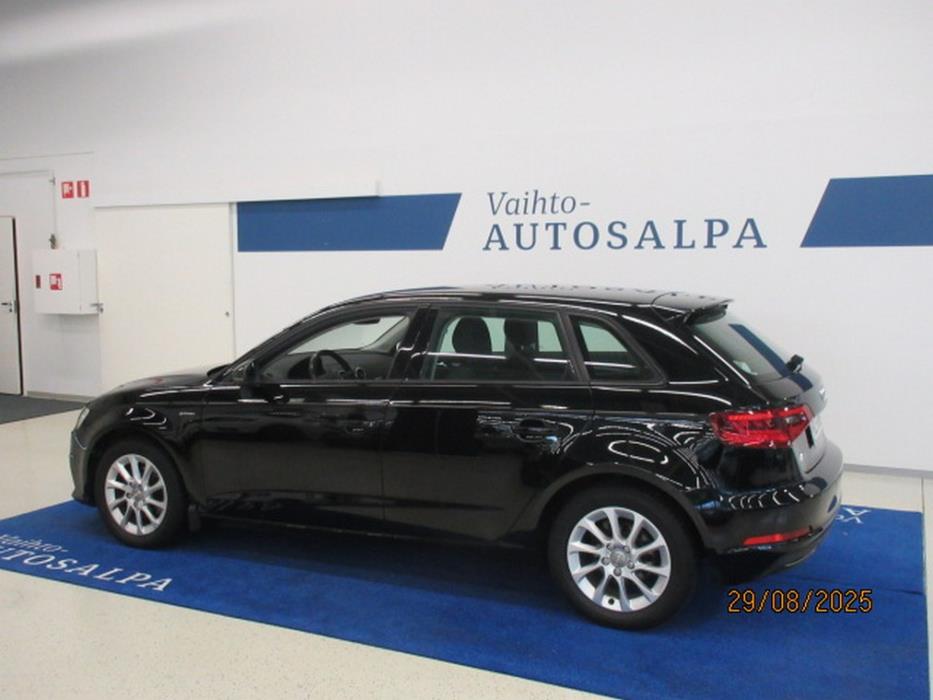 AUDI A3 2015