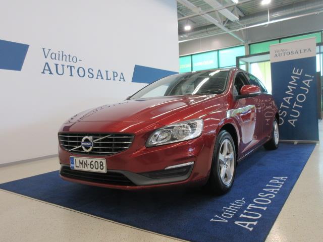 VOLVO V60 2015
