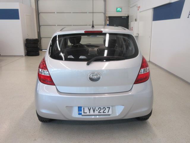 HYUNDAI i20 2010