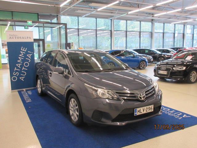 TOYOTA Avensis 2014
