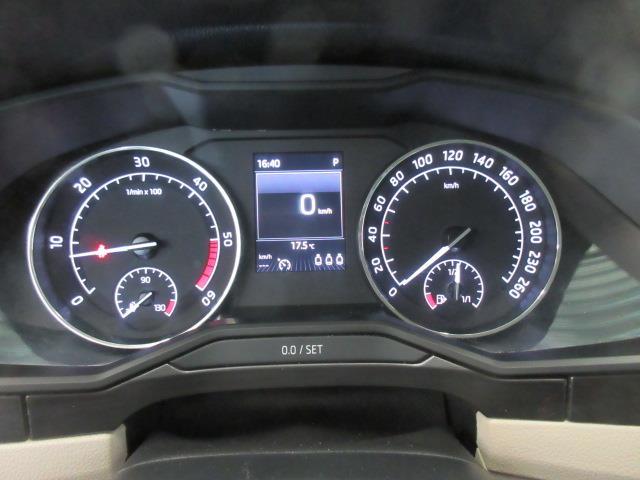 SKODA Superb 2016