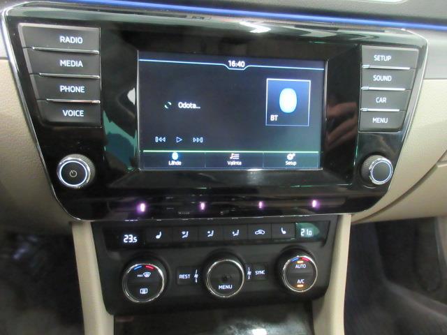 SKODA Superb 2016
