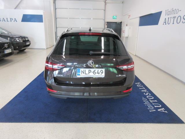 SKODA Superb 2016