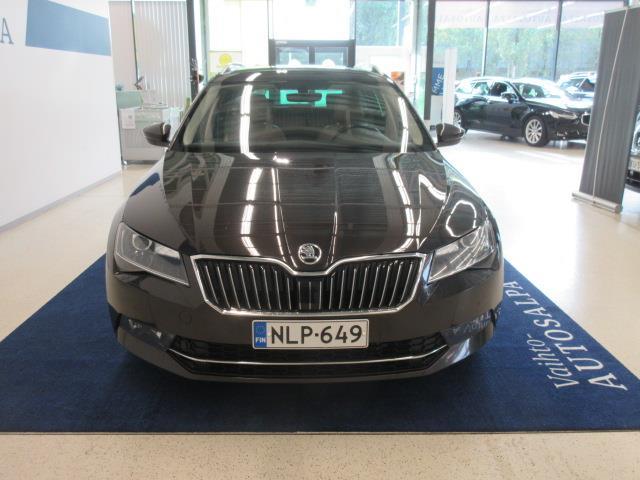 SKODA Superb 2016