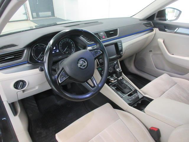 SKODA Superb 2016